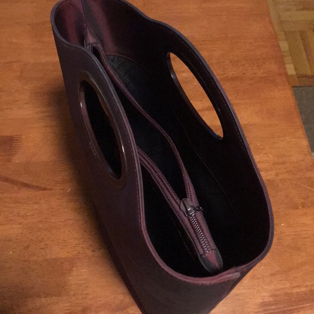 Gucci burgundy handbag - Picture 2 of 4